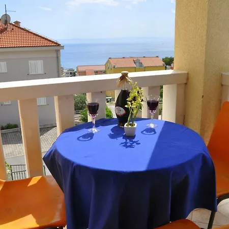 Ivica Apartamento *