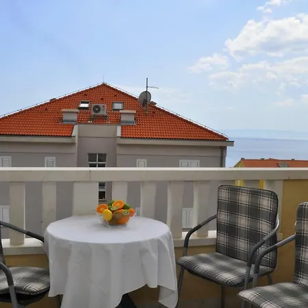 Ivica Apartamento *