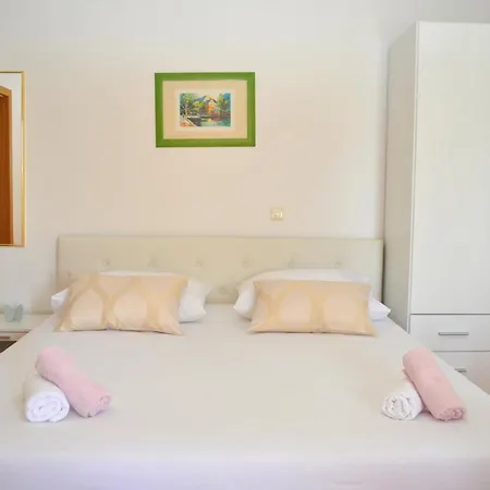 Ivica Appartamento Makarska